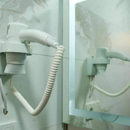 Appart hôtel Yellow Mansion 4*