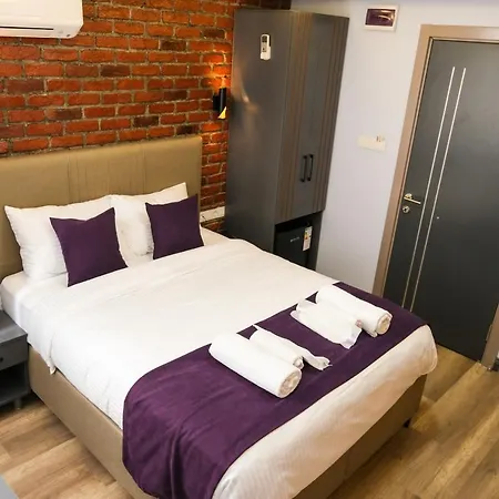 Yellow Mansion Hotel de apartamente 4*