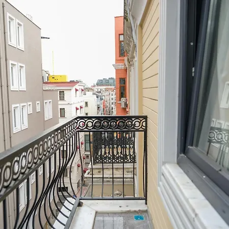 Yellow Mansion Istanbul