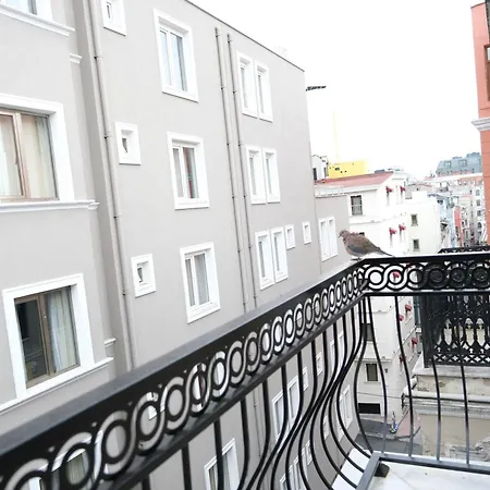 Yellow Mansion * Estambul