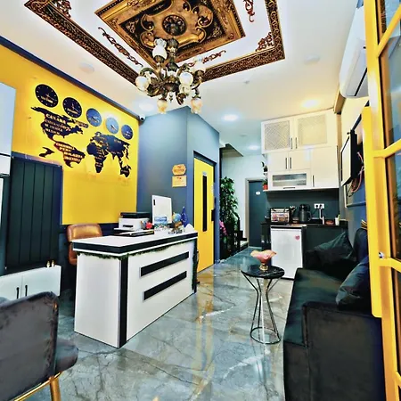 Yellow Mansion Hotel de apartamente 4*