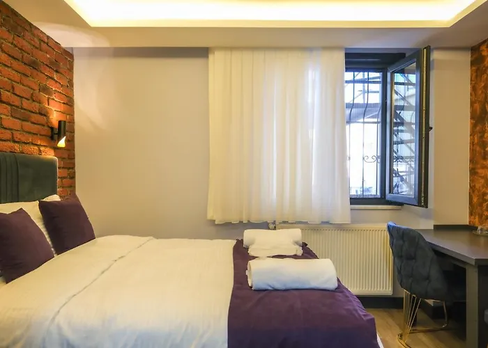 Aparthotel Yellow Mansion